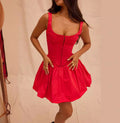 Well Tailored Dress with a Graceful Silhouette