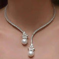 Shiny Necklace With Pearls Made of Silver
