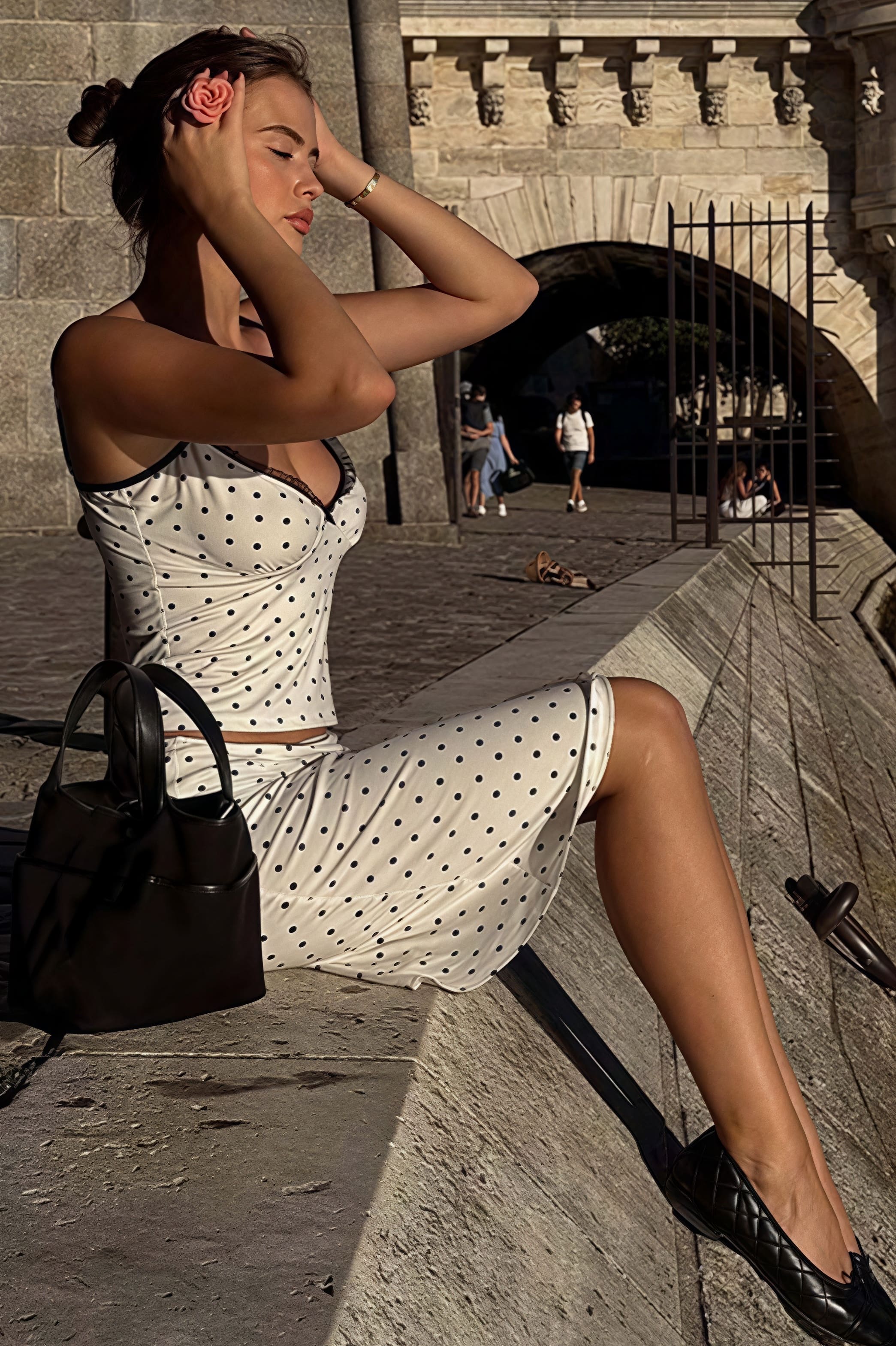 Effortlessly Elegant Garment with a Timeless Design