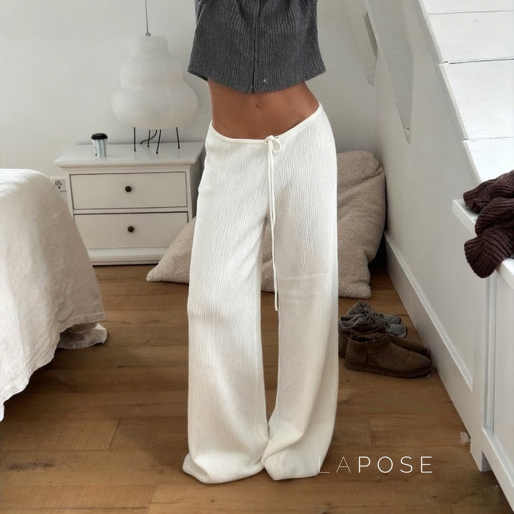 Elegantly Styled Pants for Everyday Wear