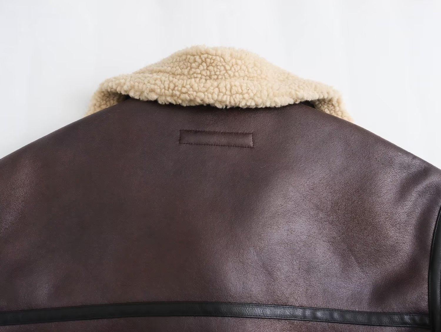 Beautifully Crafted Jacket in a Classic Style