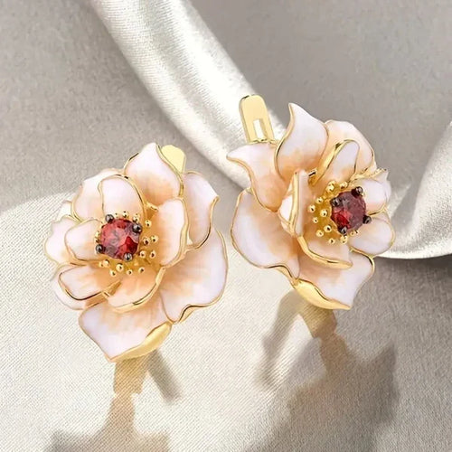 1+1 Offer: Zirconia Heart Ring + White Enamel Blossom Gold Earrings