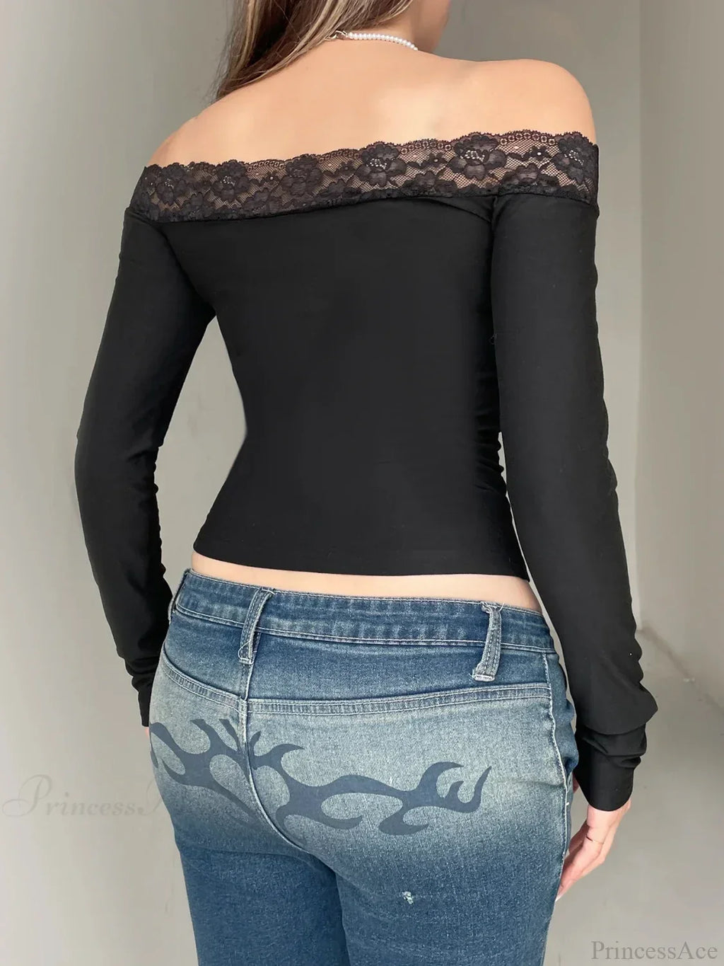 Gracefully Designed Top