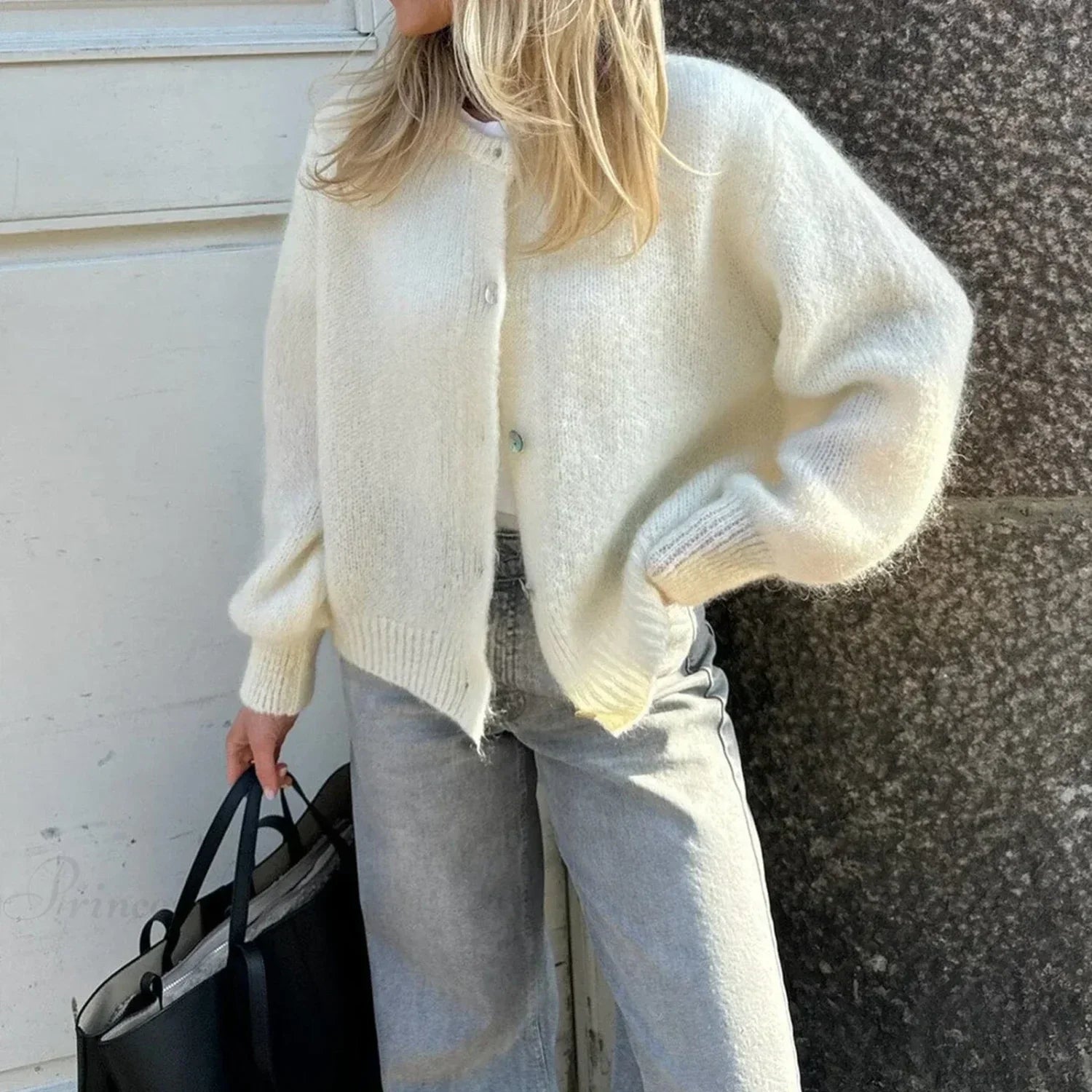 Gracefully Designed Cardigan