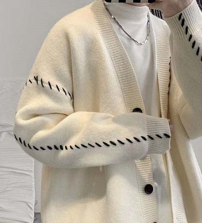 LM | Vintage V-neck cardigan sweater