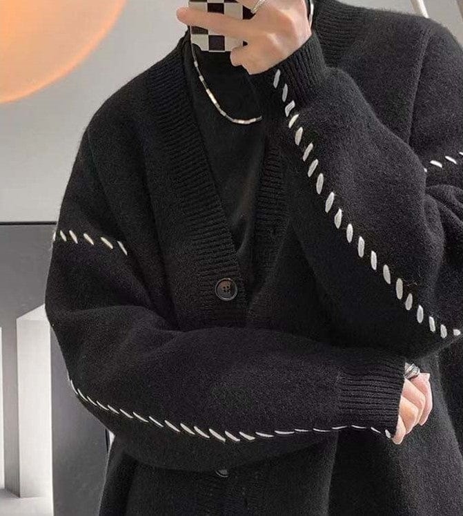 LM | Vintage V-neck cardigan sweater