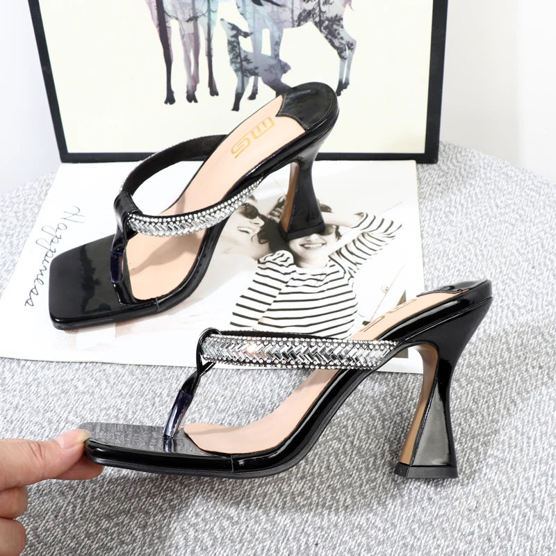 Beautifully Crafted Sandals in a Classic Style