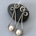 Dangling Pearl Earrings