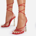 Gracefully Styled Garment for Any Occasion