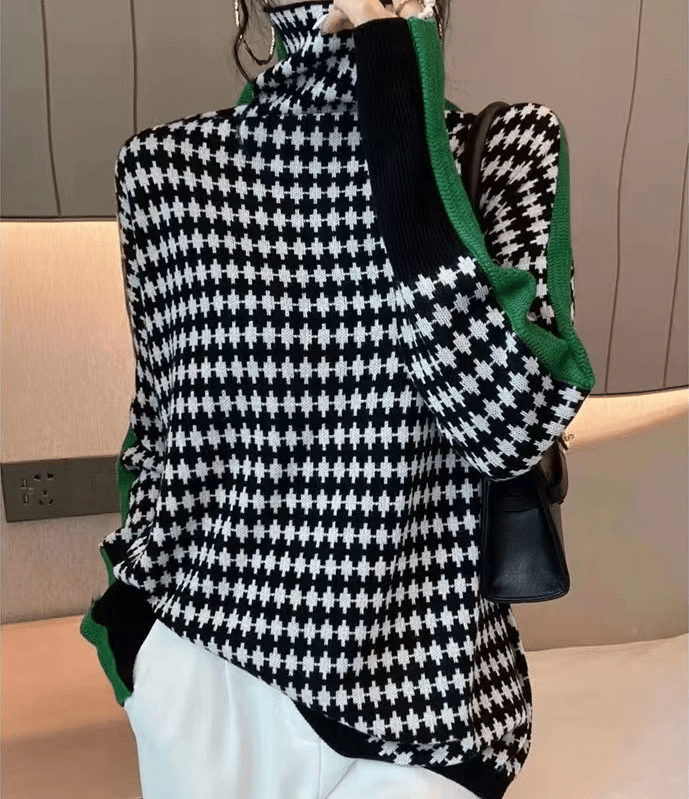 LM | Elegant sweater with black and white check pattern