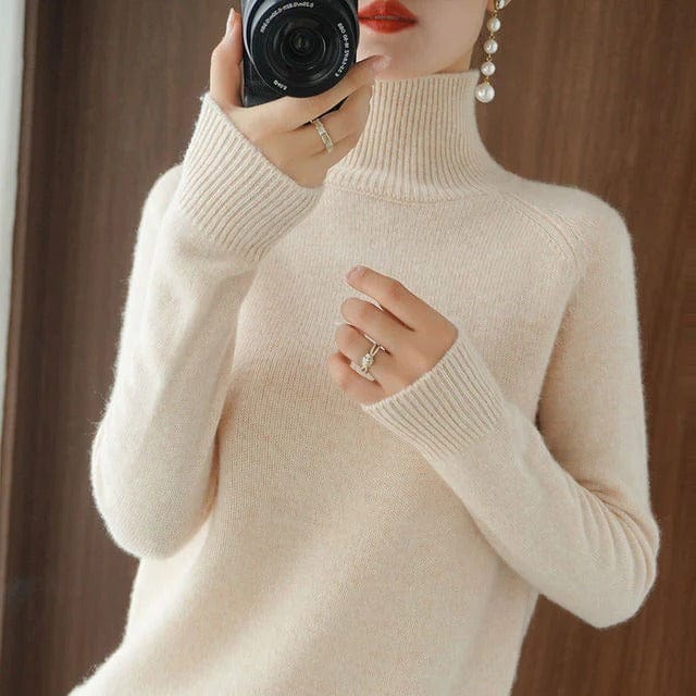 LM | Stylish turtleneck sweater