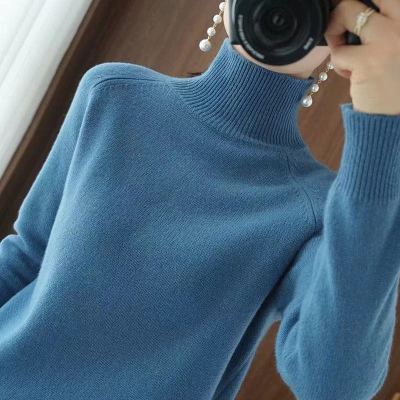 LM | Stylish turtleneck sweater