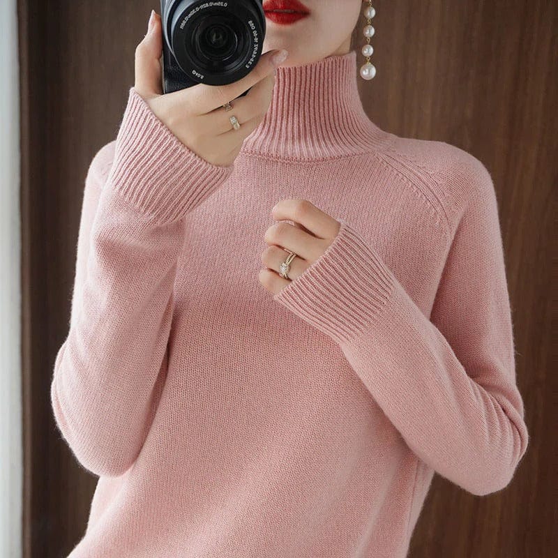 LM | Stylish turtleneck sweater