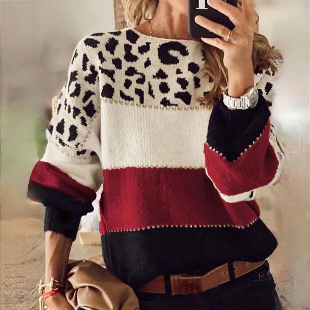 LM | Elegant sweater with leopard print