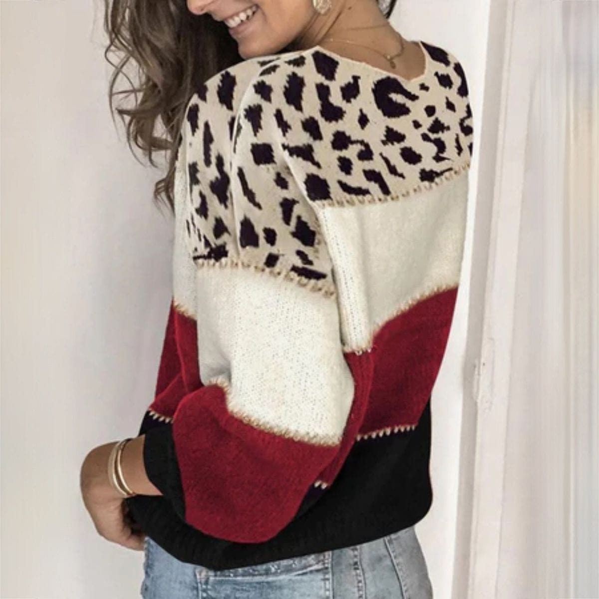 LM | Elegant sweater with leopard print