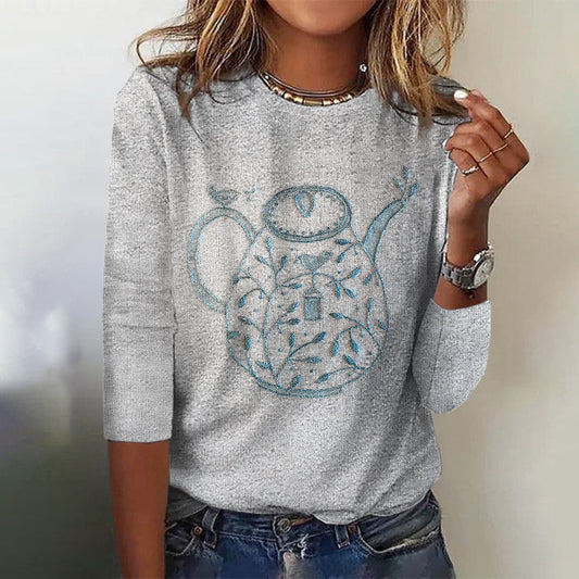 Women's Vintage Teapot Bird Embroidery V-neck T-shirt artswardrobe