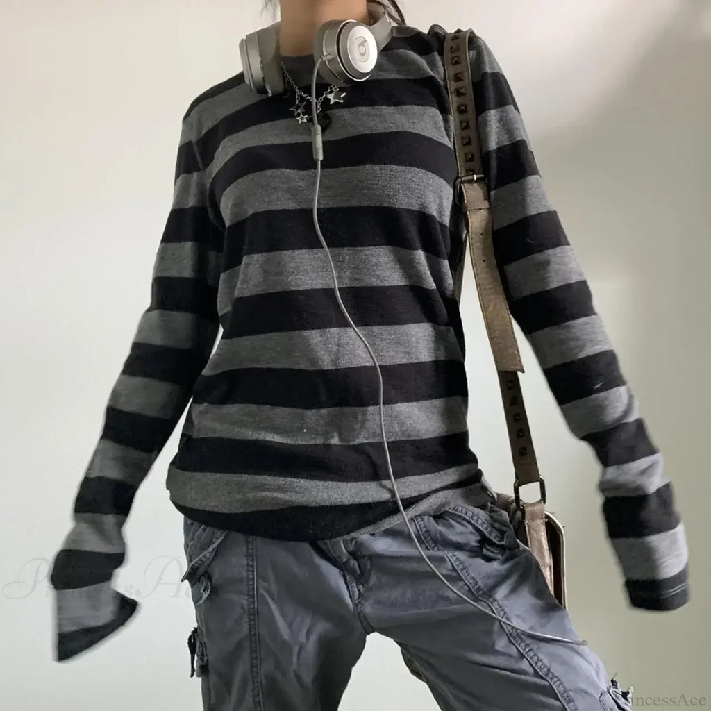 Timeless Vintage Style Top