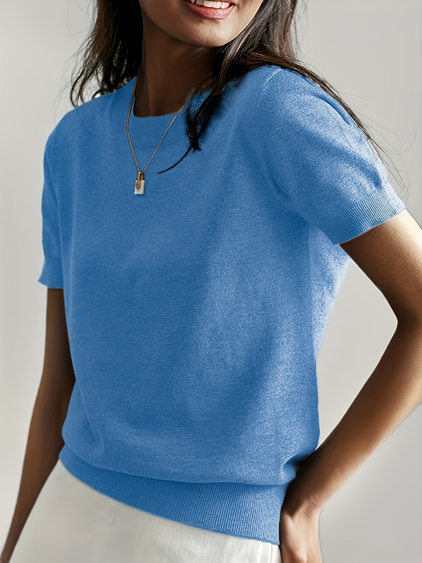 LM | Versatile and comfortable sweater