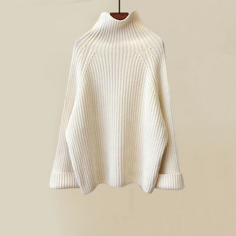 Weißer Pullover