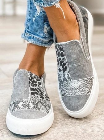 LM | Minimalist and supportive orthopaedic shoes