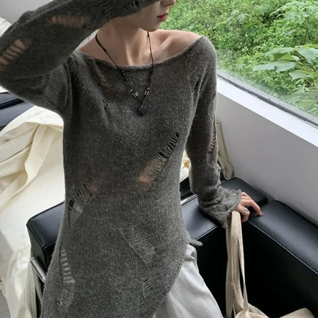 GRAY