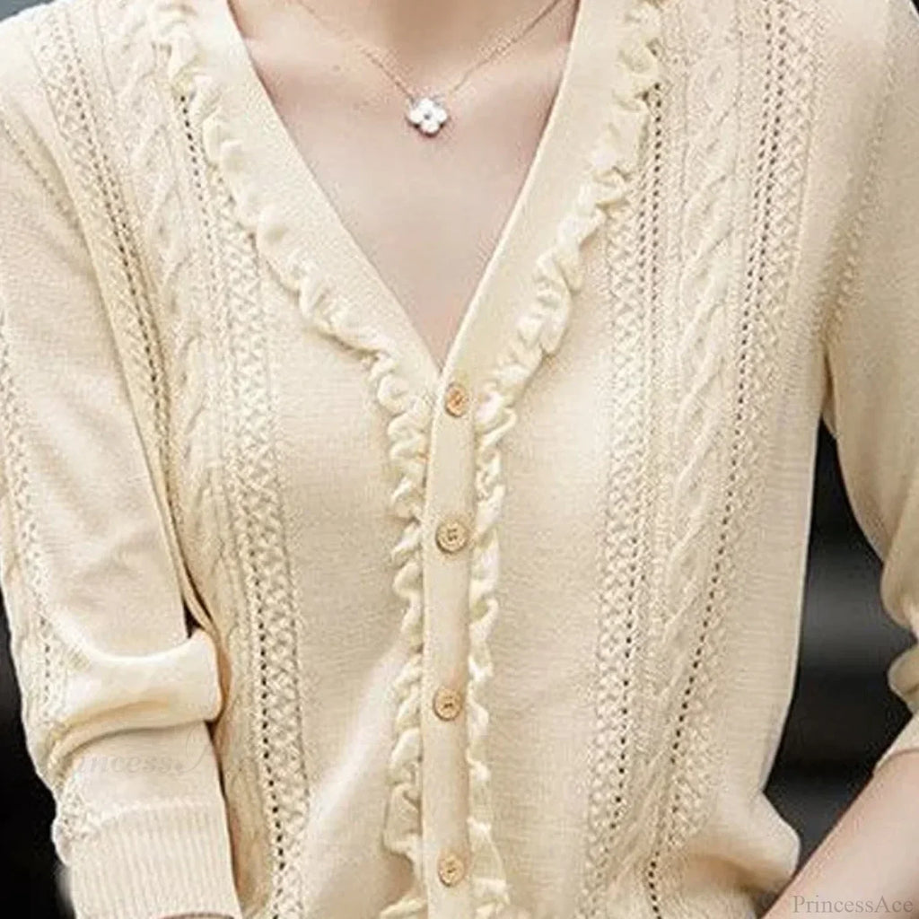 Elegantly Designed Cardigan