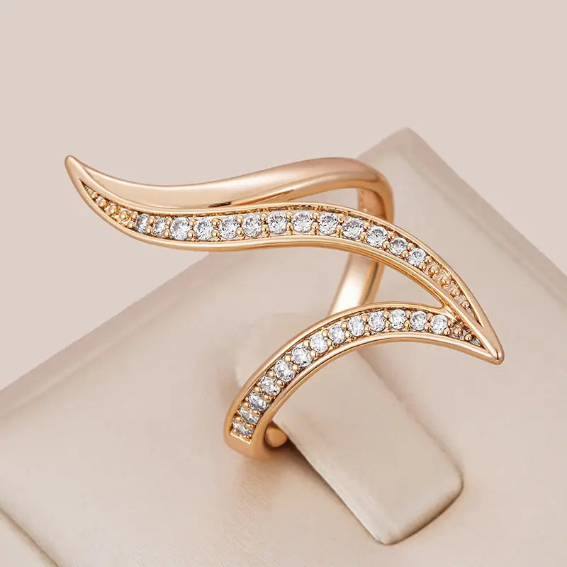 Ring With Diamonds in Gold