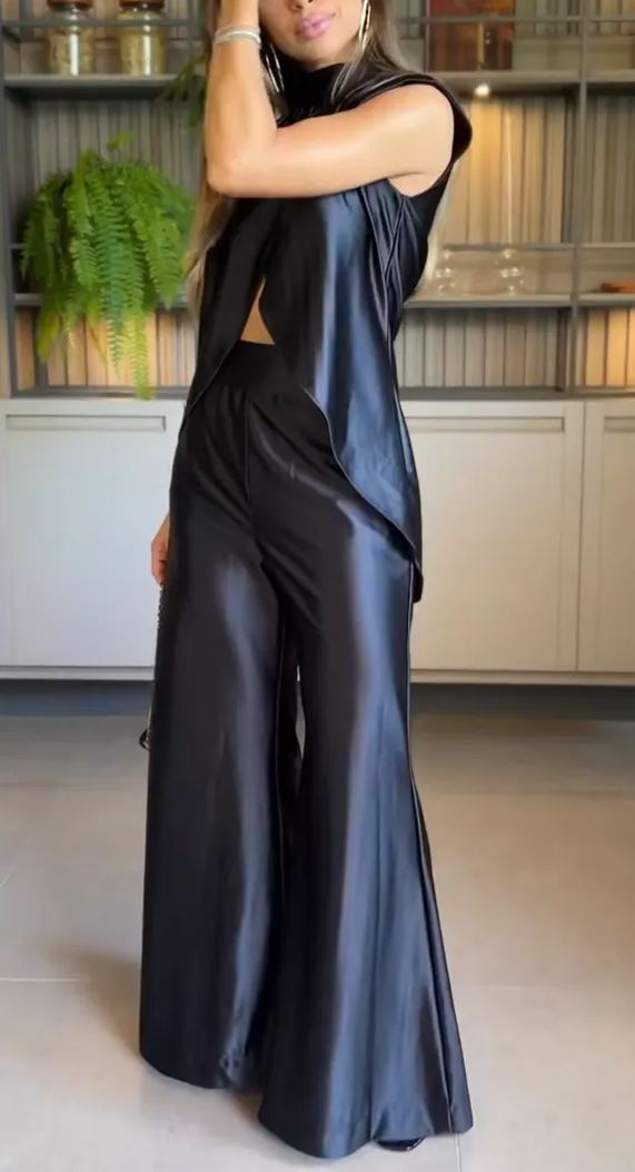 Timeless Vintage Style Garment