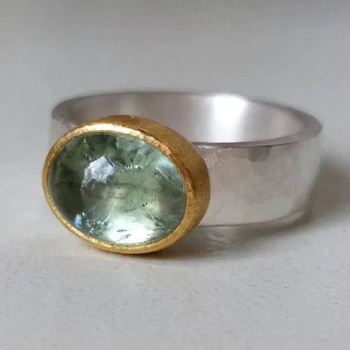 Green Round-stone Ring