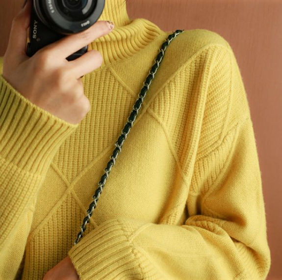 Elegantly Designed Pullover
