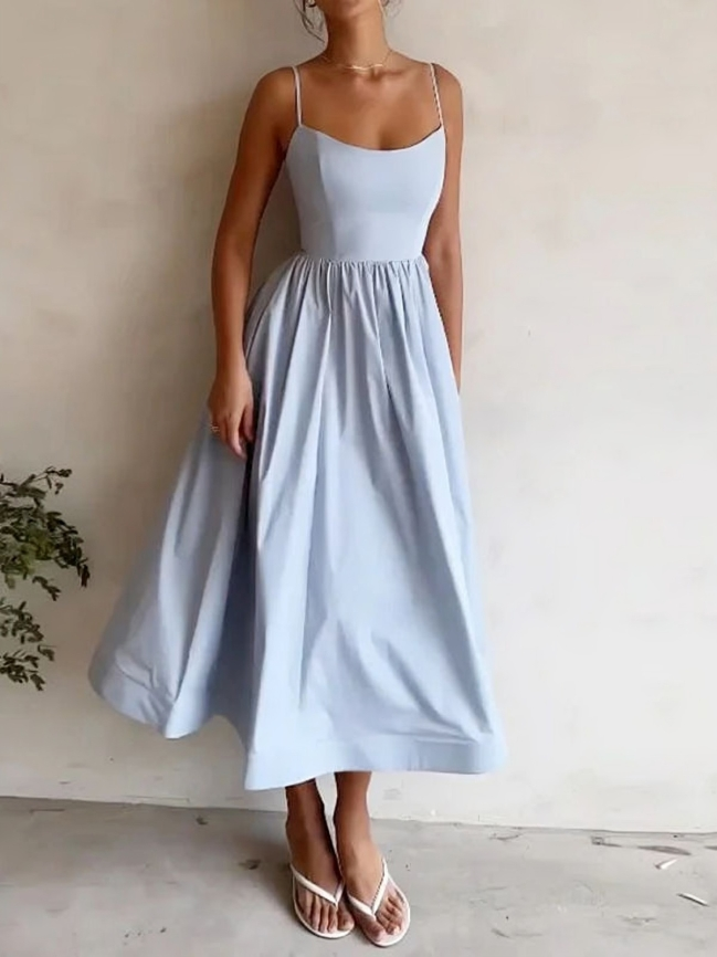 LM | Flowing maxi dress with spaghetti stars