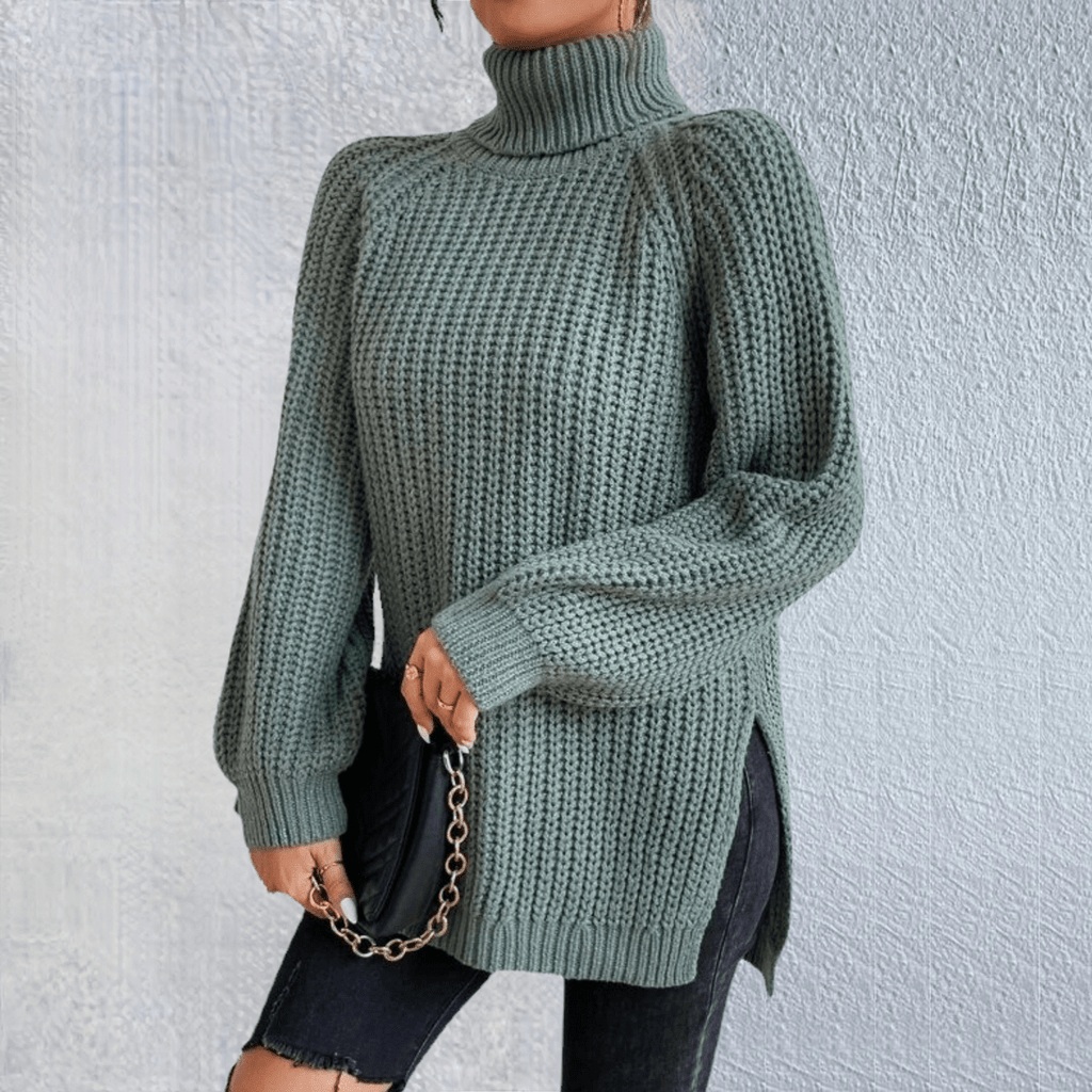 LM | Fashionable green turtleneck sweater
