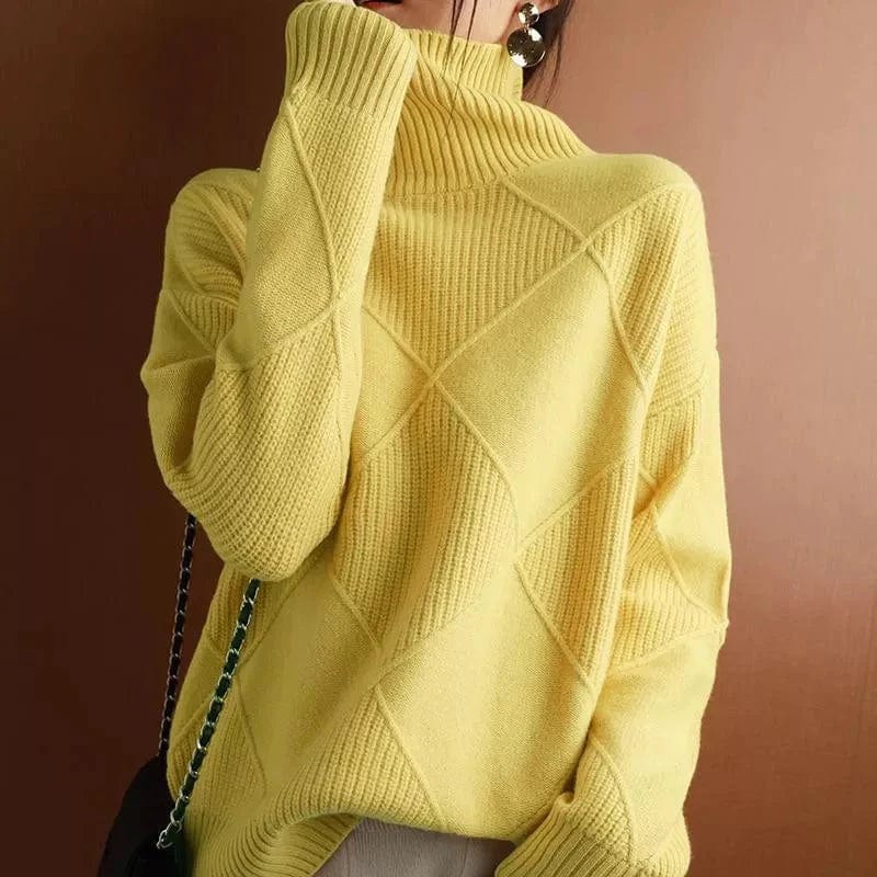 LM | Stylish turtleneck sweater