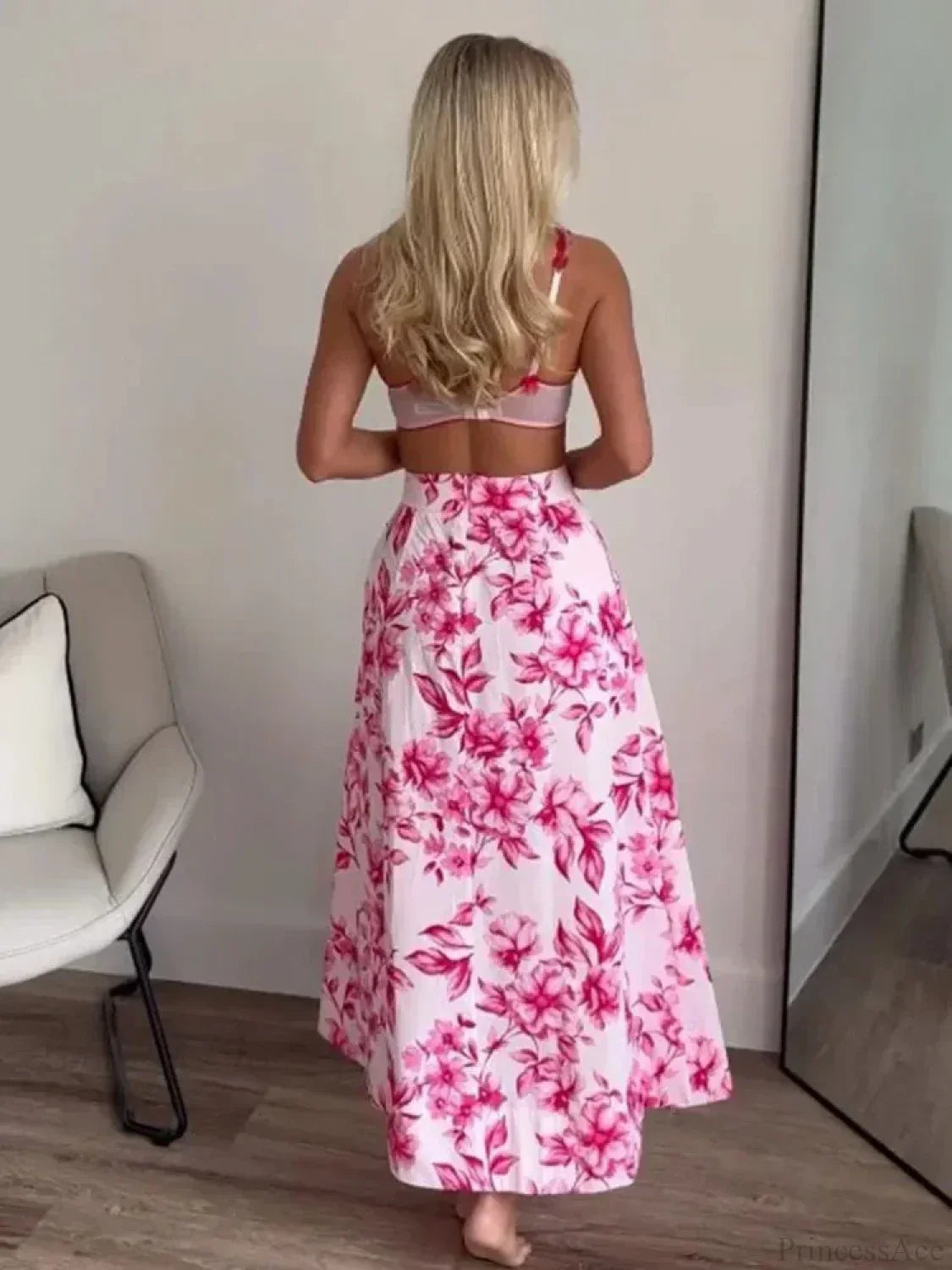 Elegantly Designed Garment