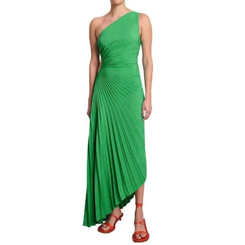 Timeless Vintage Style Garment