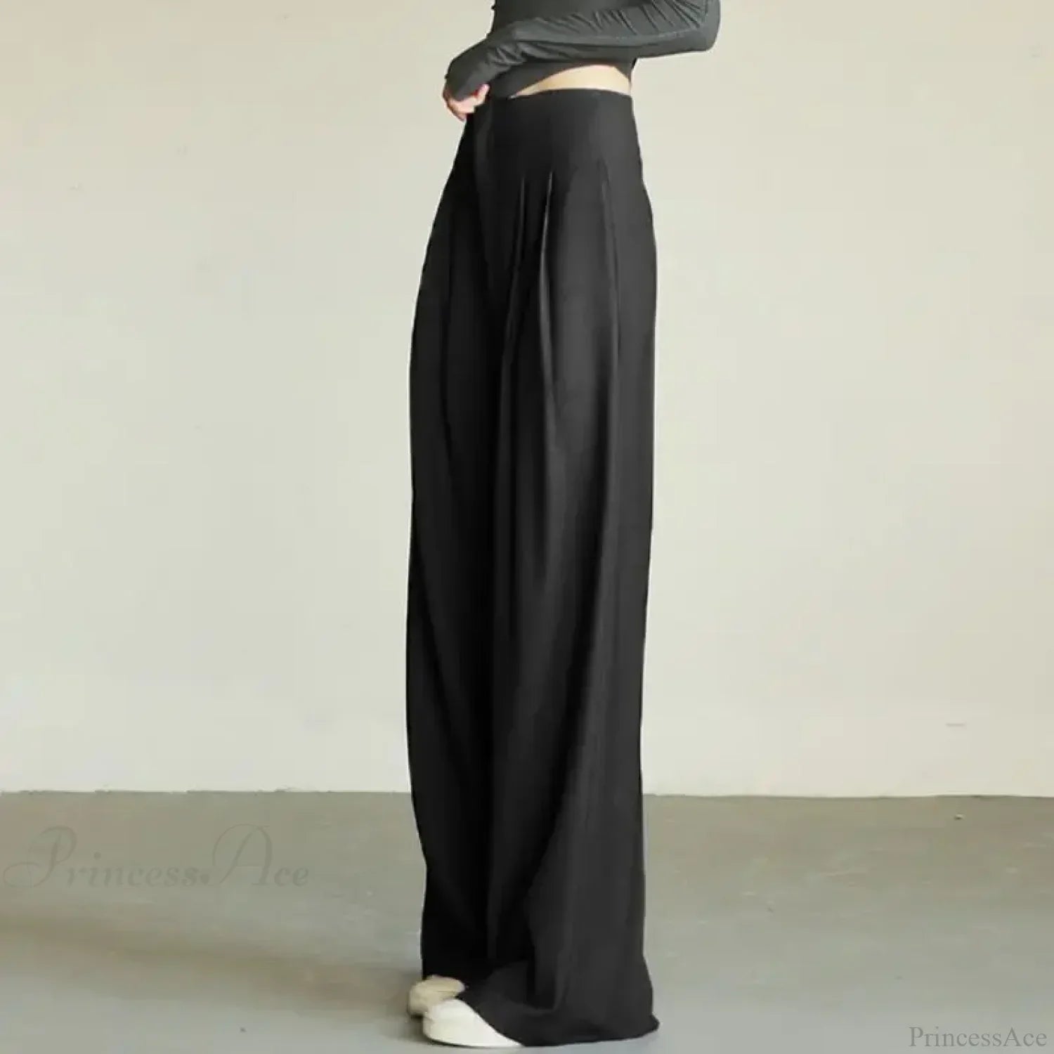 Elegantly Designed Pants