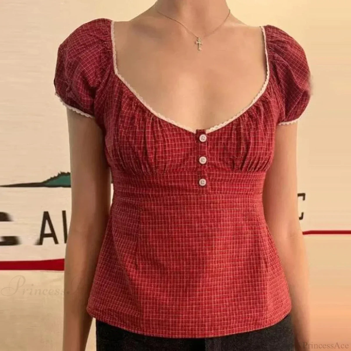 Gracefully Designed Top